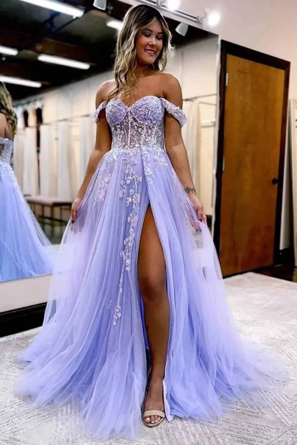 Off The Shoulder Tulle Prom Dresses with Slit Laces Applique Sweetheart Long Evening Party Dress